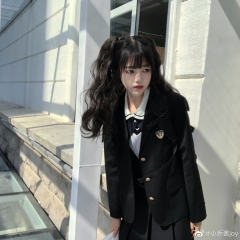 樱奈女子·西服-资料图