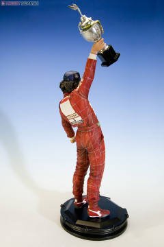 Fine Art Statue 埃尔顿·塞纳 50th Birthday-资料图