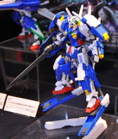 HG00 GN-001/hs-A01 雪崩型能天使高达/突进式-资料图