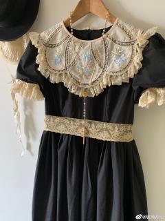 古董花束-资料图