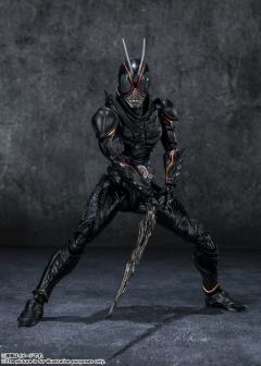 SHF 假面骑士Black Sun 日亚限定款（含台座）-资料图