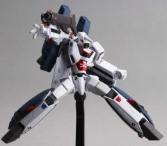 Revoltech VF-1A 女武神（一条辉机） No. 038-资料图