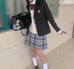 2020基础款西服-资料图