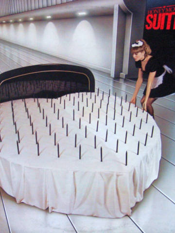 Honeymoon Suite
