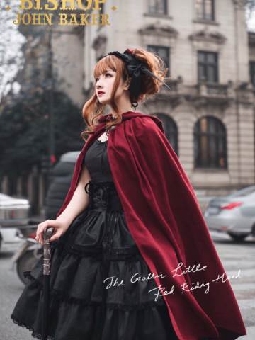 The Gothic Little Red Riding Hood