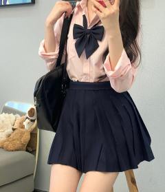 纯色衬衫-资料图