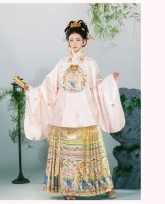 狮狮如意马面-资料图