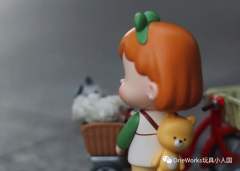 雨天绿青蛙豆豆-资料图