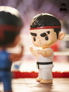 布鲁-格斗 蓝-资料图