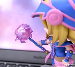 粘土人 #1596 黑魔导少女-资料图