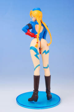 Capcom Girls Statue 嘉米·怀特 -资料图