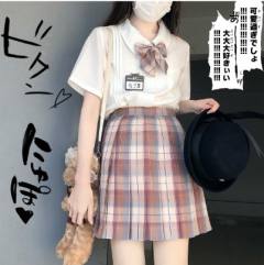 洛可可-资料图