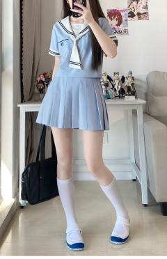 双色水手服套装-资料图