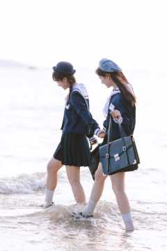 小丘町·水手服-资料图