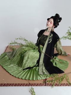 莫问林深-资料图