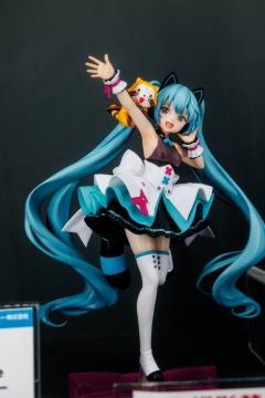 初音未来 与 方块