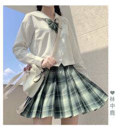 林中鹿-资料图