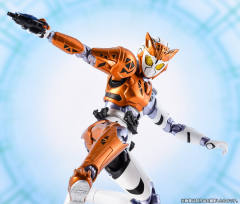 SHF 假面骑士Valkyrie Rushing Cheetah-资料图