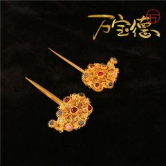 蝶穿祥云间-资料图