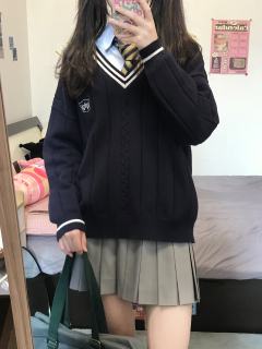 长袖毛衣-资料图