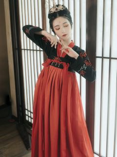 彼岸花-资料图