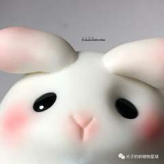 爱心发芽兔-大号-资料图