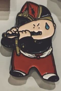 吹笛子的少年-资料图