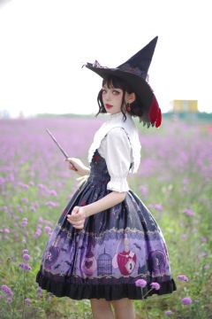 魔女香水瓶-资料图
