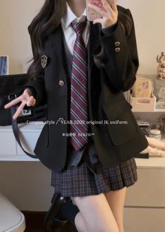 御奈女子·西服-资料图
