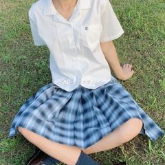 小白 衬衫-资料图
