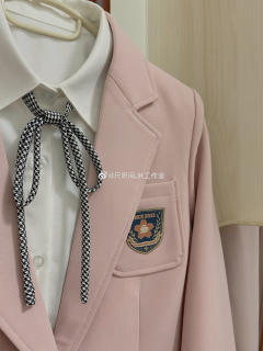 桜忆中·西服-资料图