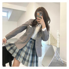 秋凛高·西服-资料图
