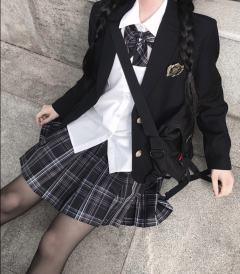 陇海 西服-资料图