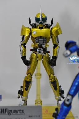 SHF 假面骑士Accel Yellow Signal