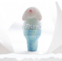极地拥抱-资料图