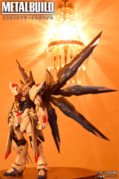 METAL BUILD 强袭自由高达 初版+光翼+封套-资料图