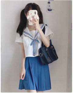 绀三本水手服套装-资料图
