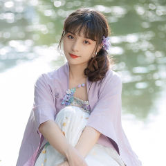 胸针小花花-资料图