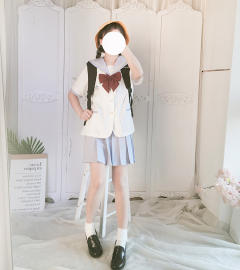 月之星星 水手服-资料图