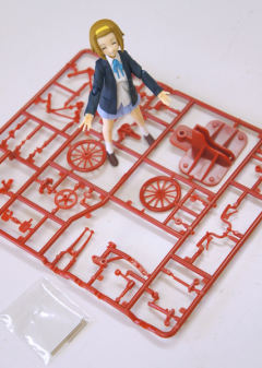 figma#060 田井中律制服ver. | 轻音少女！ - 田井中律- 可动人形
