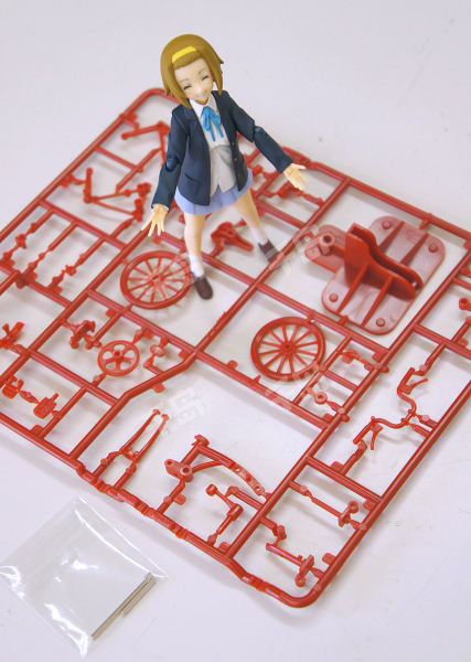 figma#060 田井中律制服ver. | 轻音少女！ - 田井中律- 可动人形