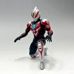 SHF 欧布奥特曼 暗耀形态-资料图