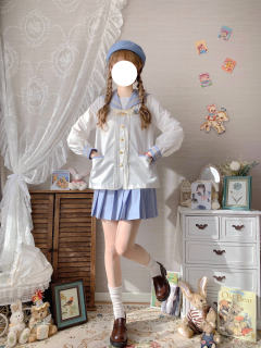 月之星星 水手服-资料图