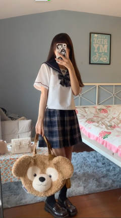 誉迟中·水手服-资料图