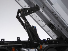 1/14 电动RC大卡车系列 MERCEDES-BENZ AROCS 4151 8x4 TIPPER TRUCK (TRANSMITTER & RECEIVER SET)-资料图