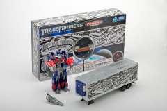 Leader Class Mechtech 擎天柱 Universal Studios Edition-资料图