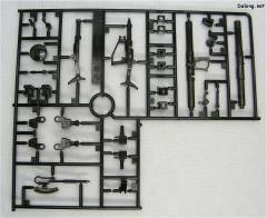 HGUC 夏亚专用机套装 透明版-资料图