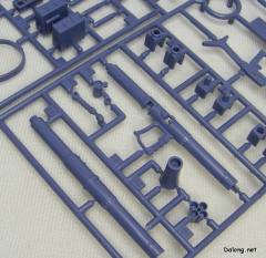 HGUC 钢普拉入门套装 Vol.1 高达+扎古-资料图