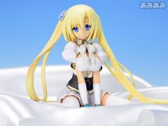 Resinya! 克丽斯缇娜・雷・荷尔汀 GEE！ 限定白色连衣裙 ver.-资料图