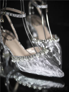 莉莉丝的蝴蝶-资料图